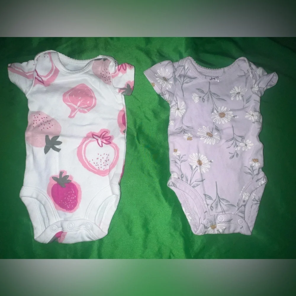 Carter's Strawberry and Floral Bodysuits size Newborn